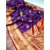 Red Kanchipuram Banarasi Silk Blend Woven Jacquard Saree for Women Red Kanchipuram Banarasi Silk Blend Woven Jacquard Saree for Women